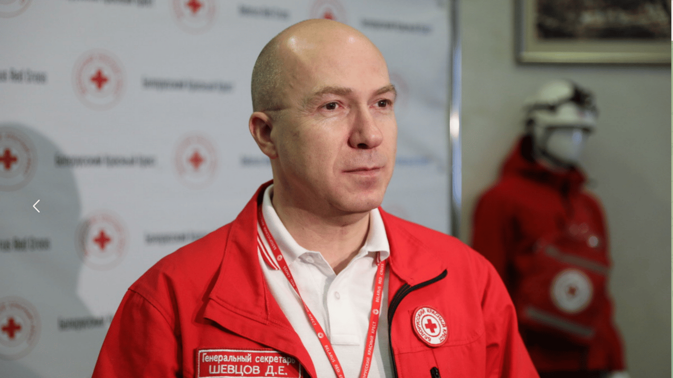 Допомагала вивозити українських дітей — Червоний Хрест призупинив членство Білорусі