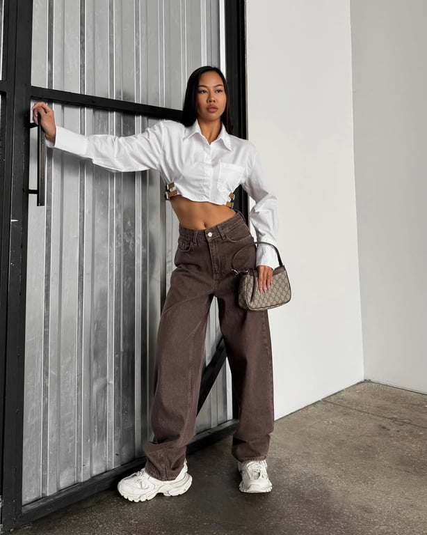 Wide-leg jeans outfit ideas for Summer 2025