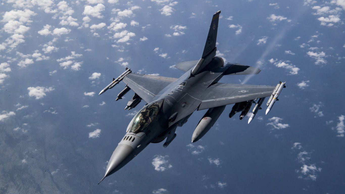 Бельгія направить у Данію два літаки F-16 для тренування пілотів ЗСУ