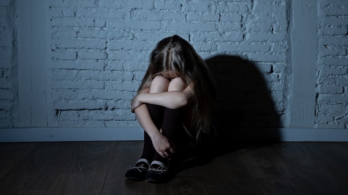 Жителя Прикарпаття засудили до 15 років за зґвал­ту­вання дитини