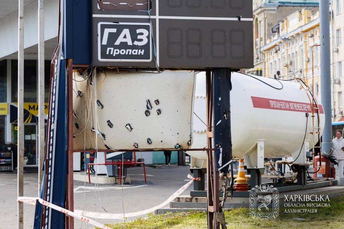 Пошкоджена АЗС у Харкові