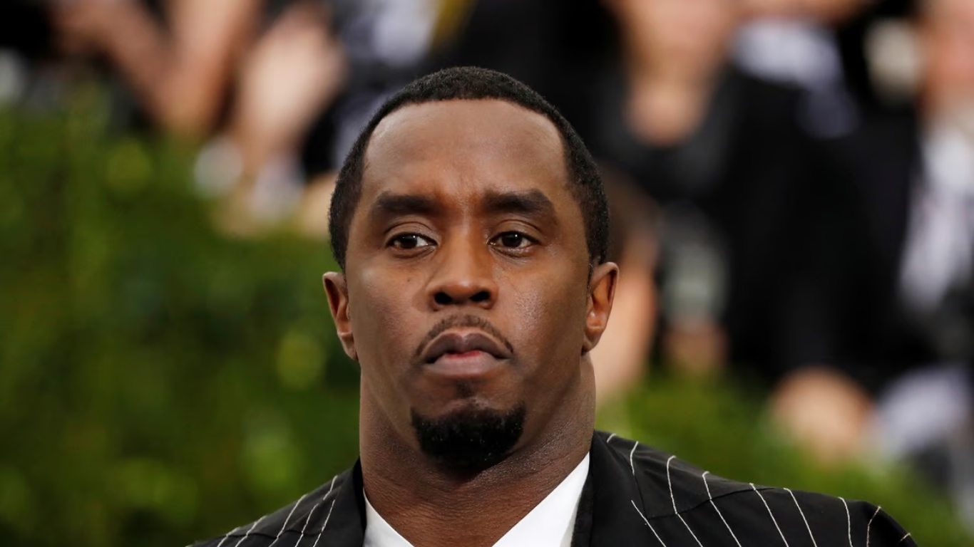 P. Diddy вырыл туннель к Майклу Джексону — подробности теории