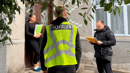 На Тернопольщине раскрыли схему уклонения от мобилизации: подозревают врачей - 290x160