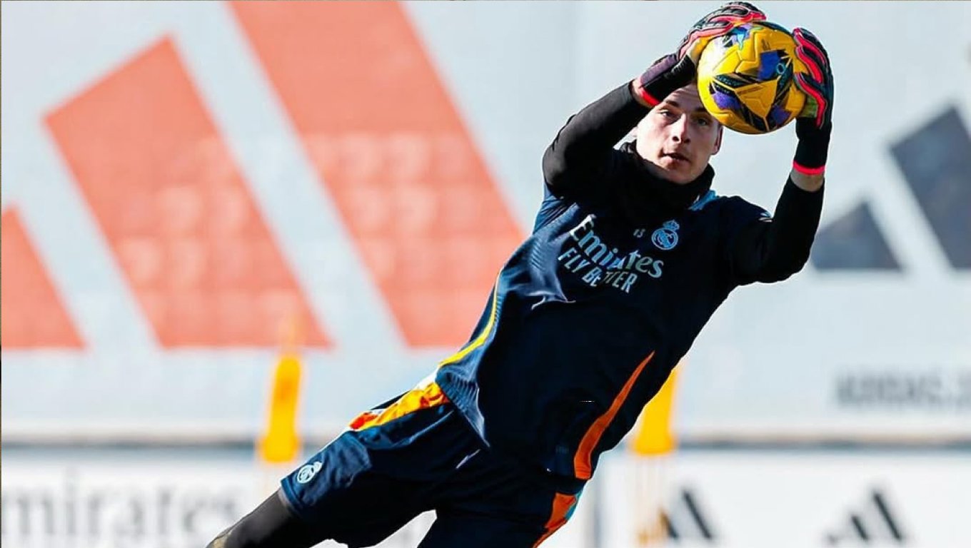 Андрей Лунин