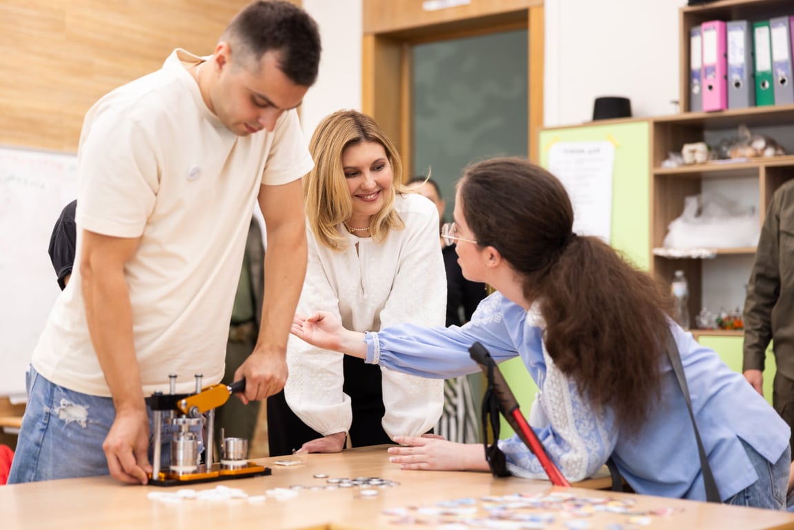 Олена Зеленська відвідала табір для дітей з інвалідністю. Фото: instagram/olenazelenska_official