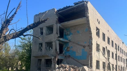 Оккупанты обстреляли больницу в Авдеевке, есть погибшие - 285x160