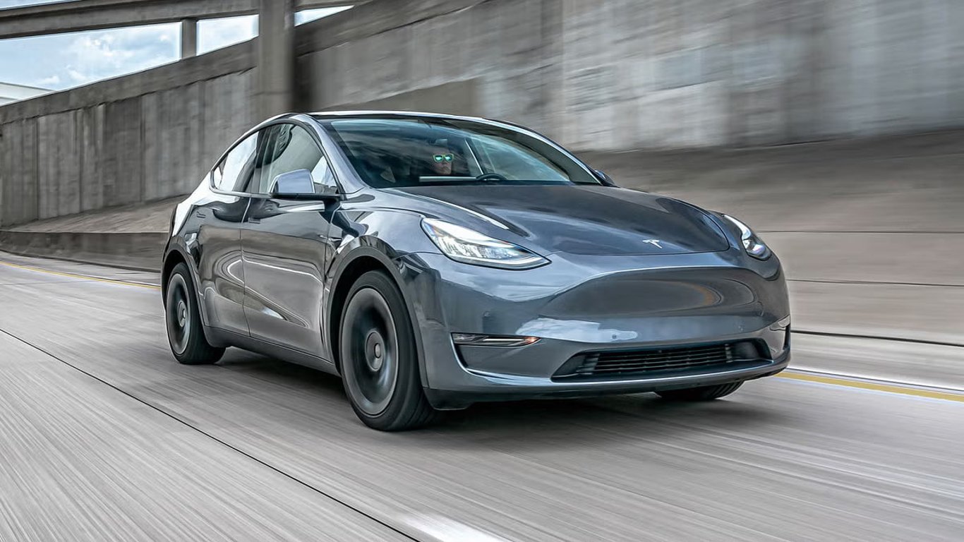 Купівля вживаних Tesla Model Y — які недоліки варто врахувати