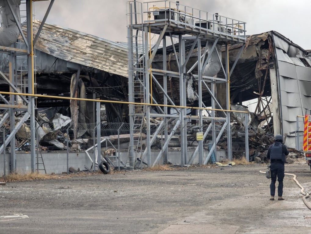 Київ пережив черговий нічний обстріл — фоторепортаж - фото 2