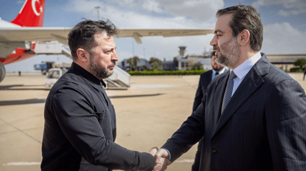 Зеленский прибыл в Сирию: запланирована встреча с лидером страны - 285x160