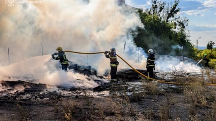 Танк стрелял десять раз — россияне снова атаковали Харьковскую область - 290x166