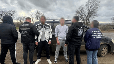 У багажнику на навчання — на Одещині перекрили канал з ухилянтами - 290x160