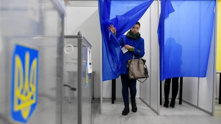 Власть заканчивается осенью: когда украинцам ждать выборов - 285x160