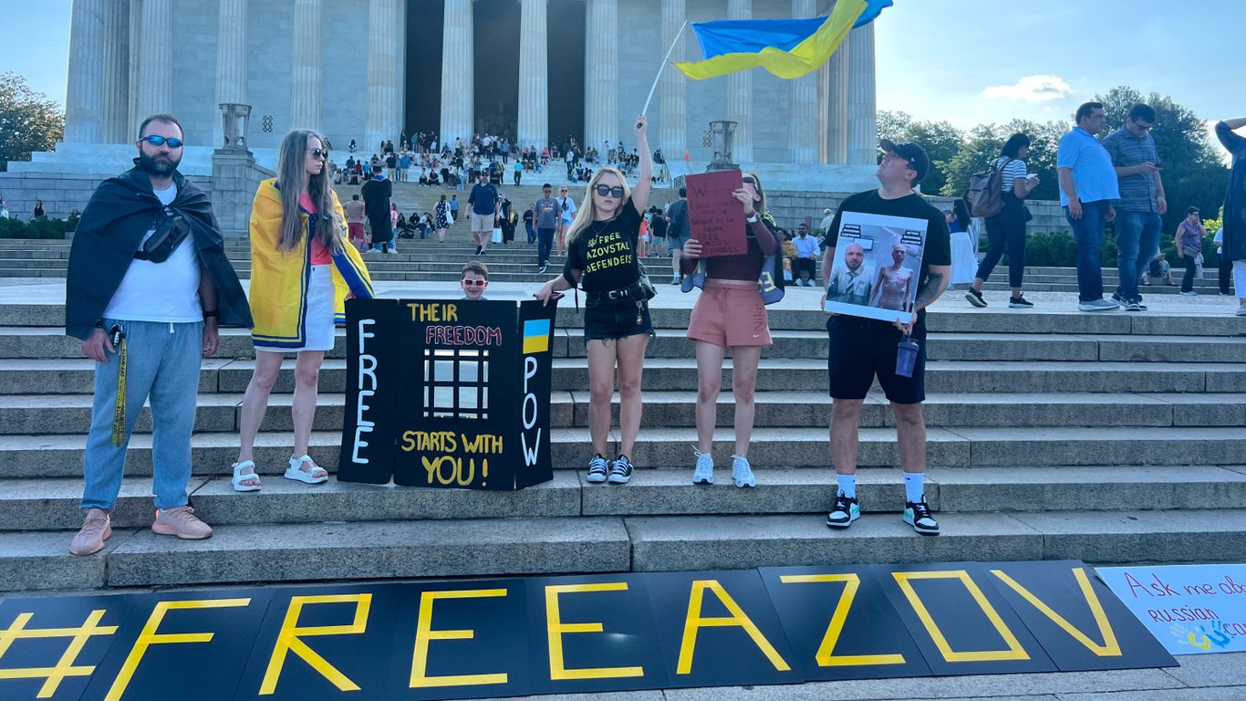 В Вашингтоне прошел митинг в поддержку пленных FREE AZOV: фото