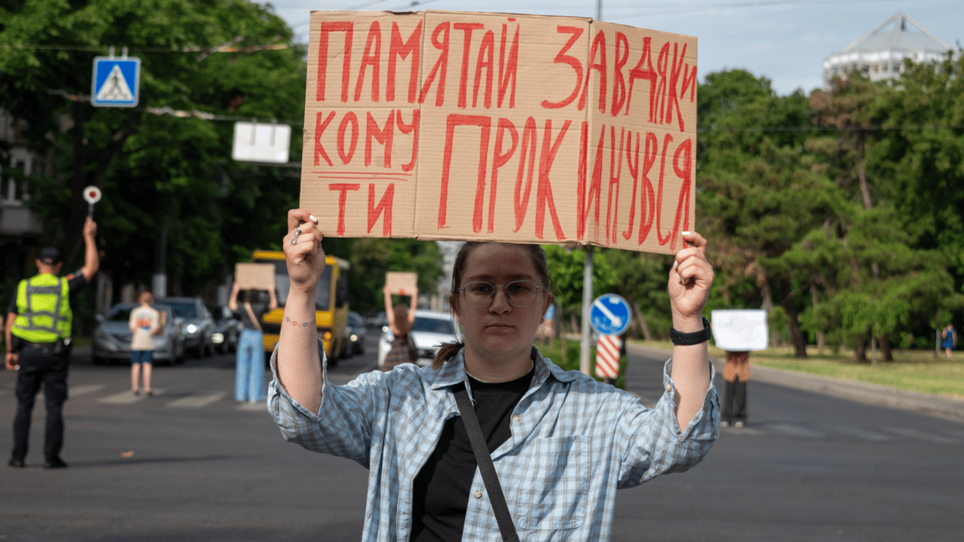 Хвилина мовчання в Одесі — фоторепортаж з акції - фото 1