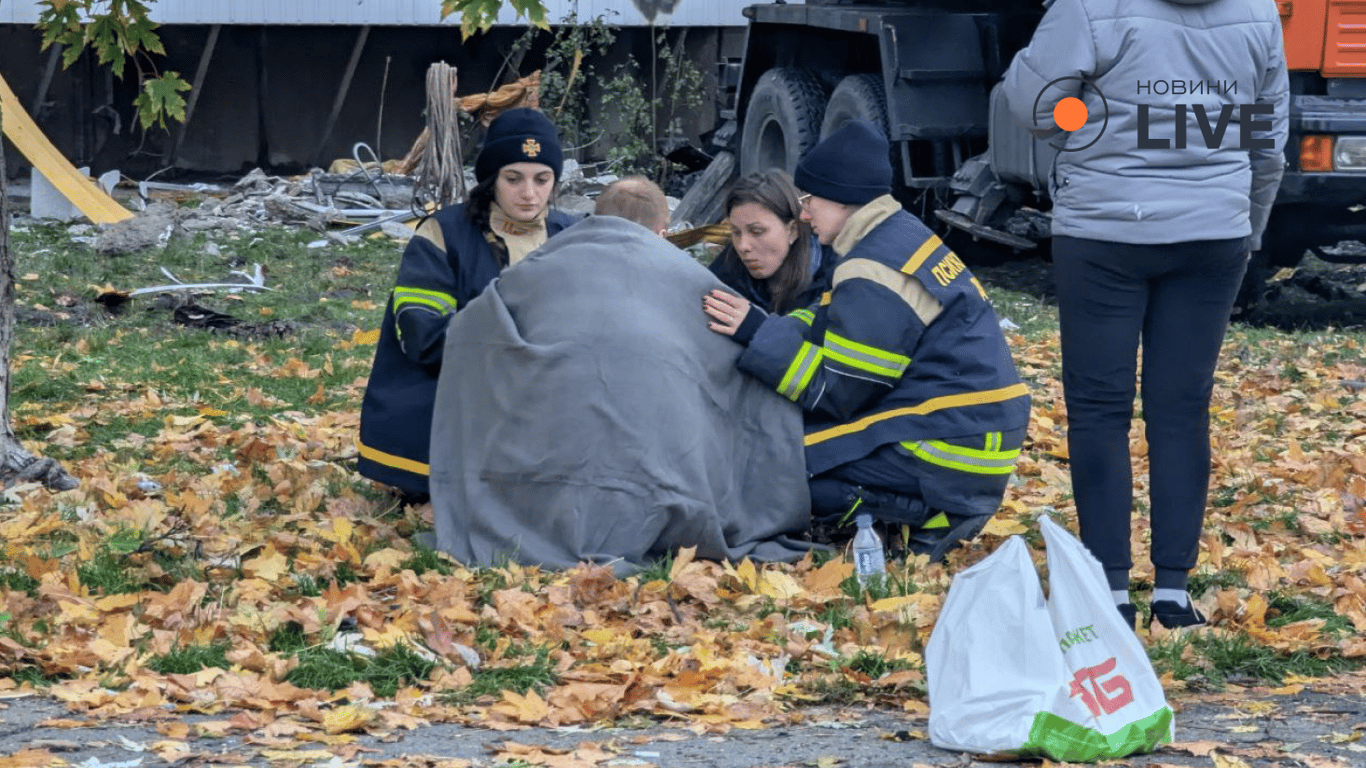 Як Київ пережив нічну атаку — фоторепортаж - фото 4
