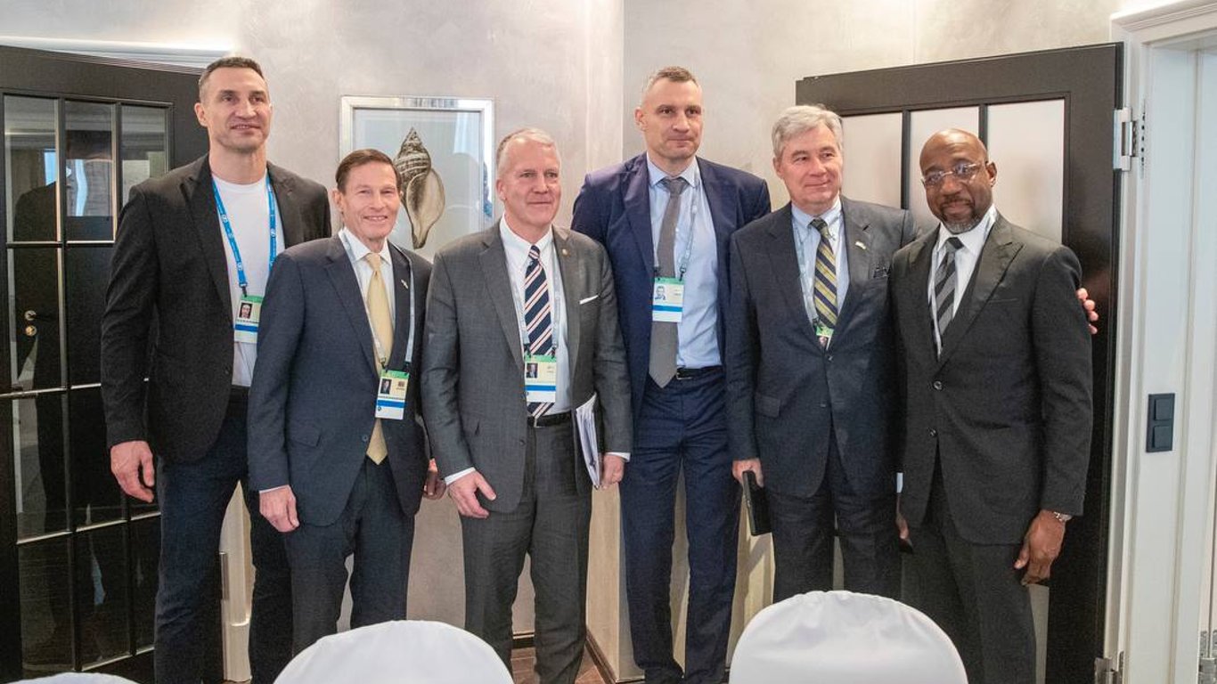 У Мюнхені Кличко зустрівся з посадовцями США — що обговорювали сторони