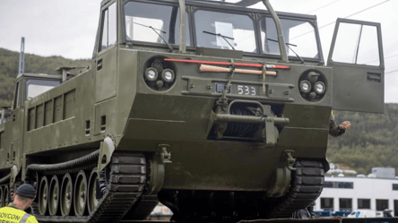 Норвегія передасть Україні гусеничні вантажівки, — міністр - 285x160