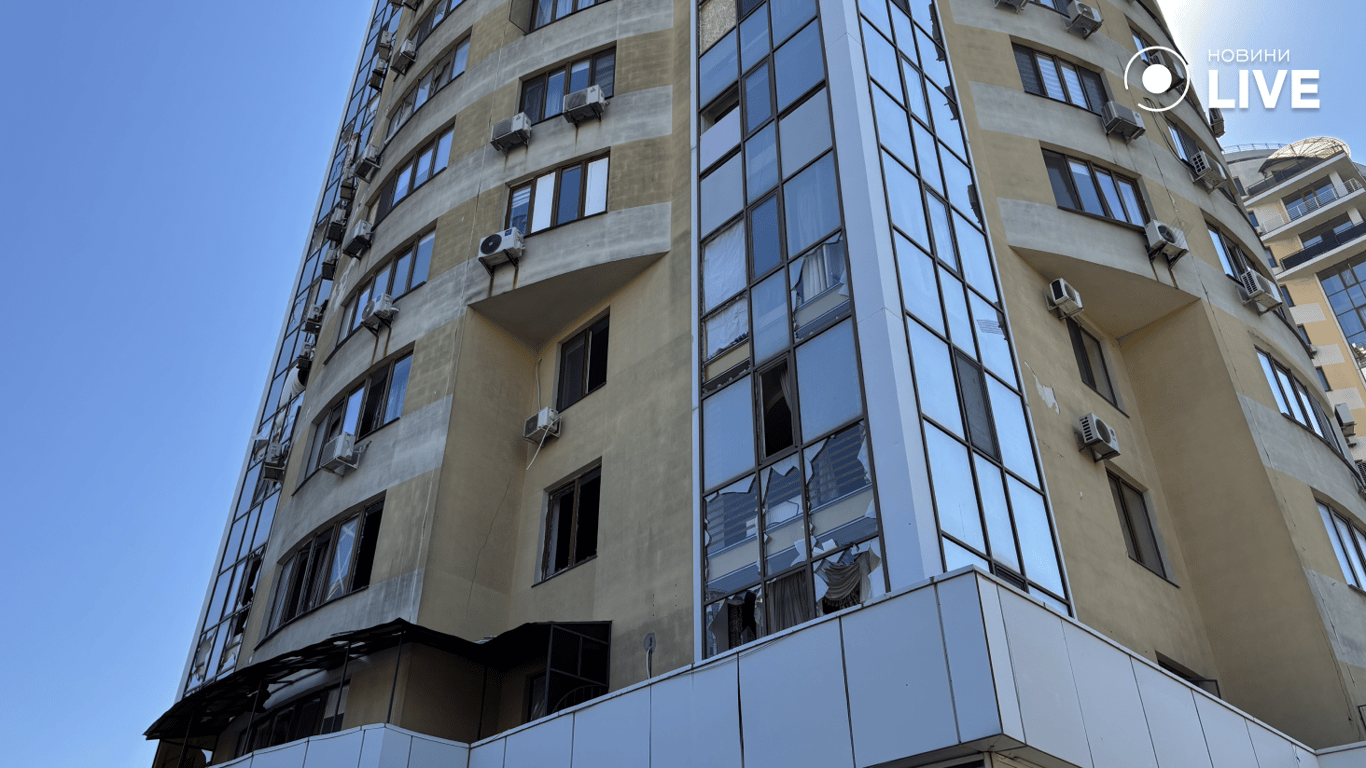 Одеса після нічної атаки — фоторепортаж наслідків атаки на місто - фото 5