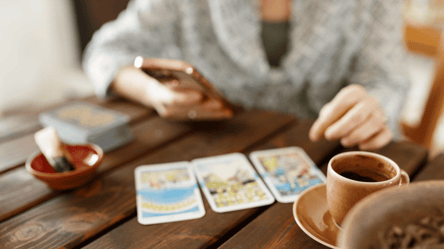 Гороскоп для всіх знаків Зодіаку на 26 серпня 2025 за Таро - 285x160