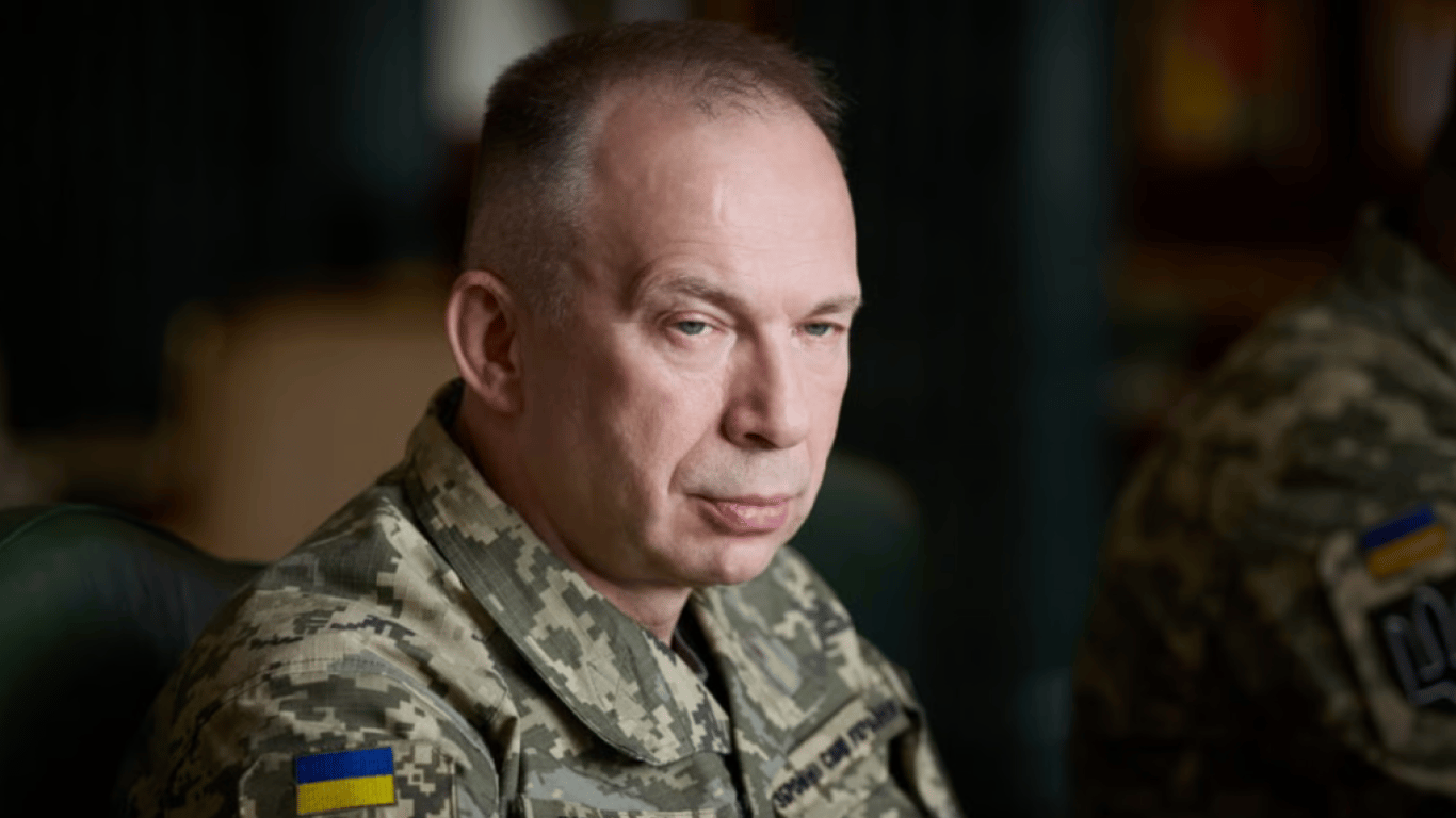 Сырский: Россияне усилили давление на нескольких участках фронта