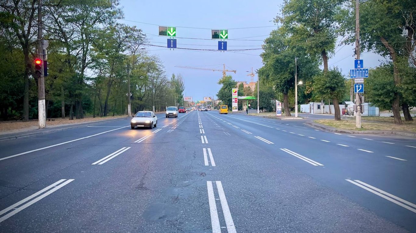 Обновлена разметка на Николаевской дороге в Одессе