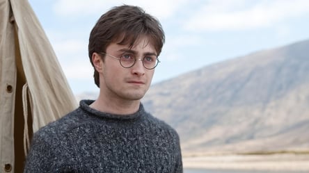 Daniel Radcliffe supports new Harry Potter actor in letter - 285x160