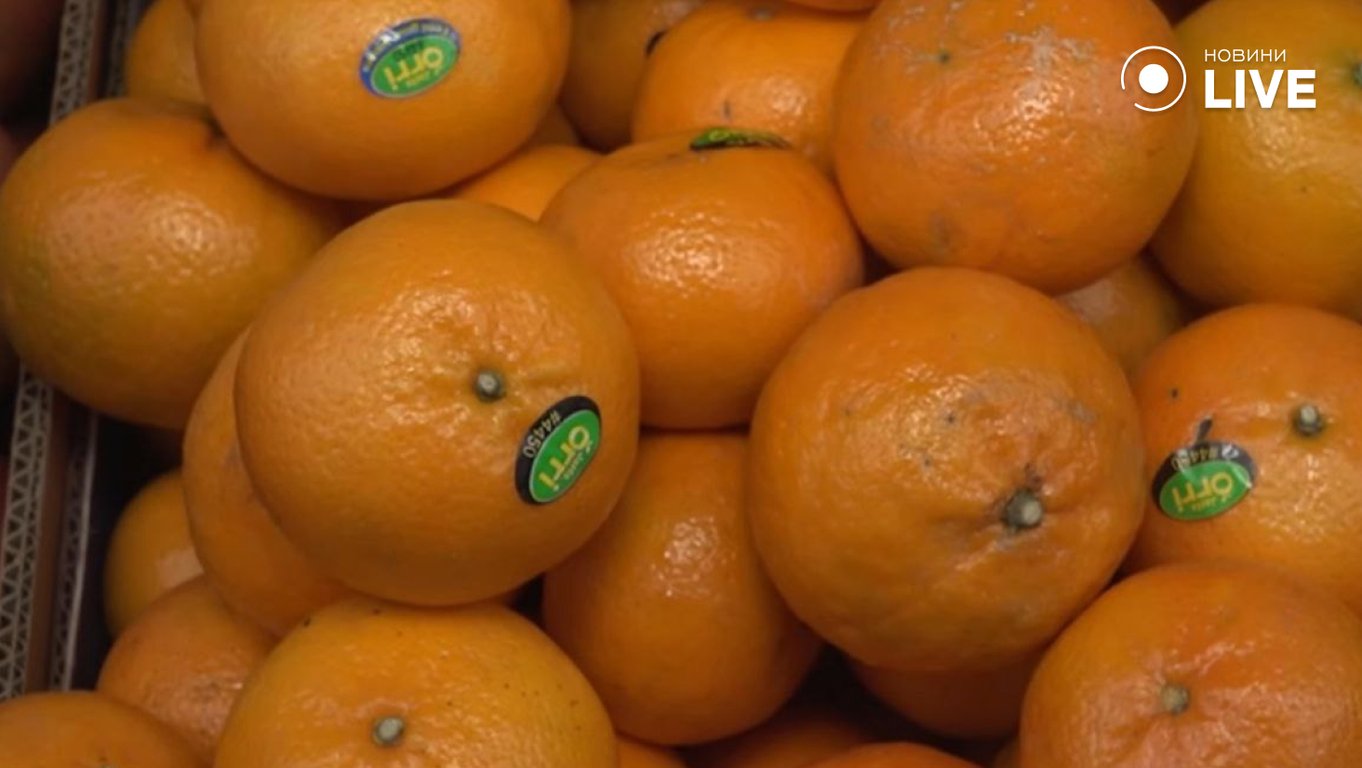 Ціни на фрукти на Новому базарі