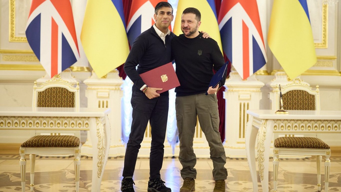 Украина и Великобритания подписали соглашение о безопасности на 10 лет 12 января