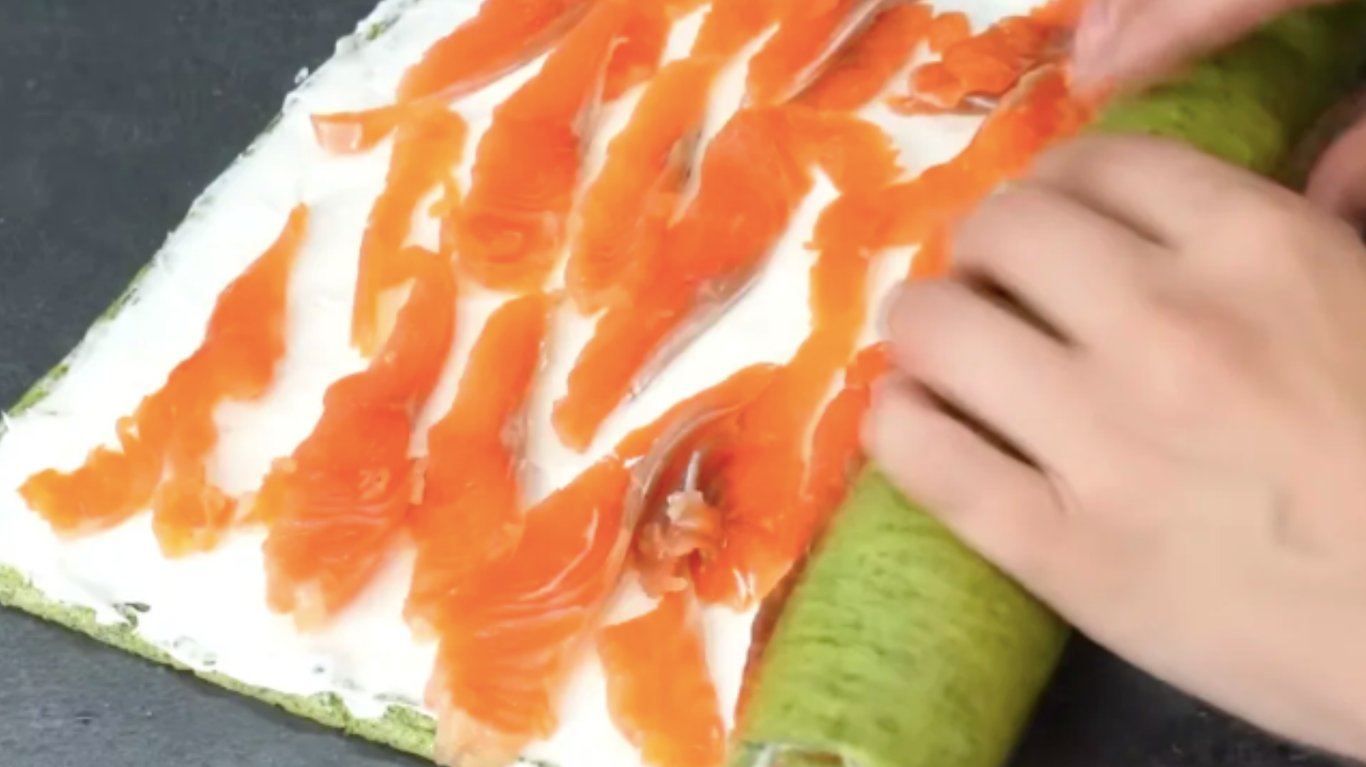 рулет з рибою