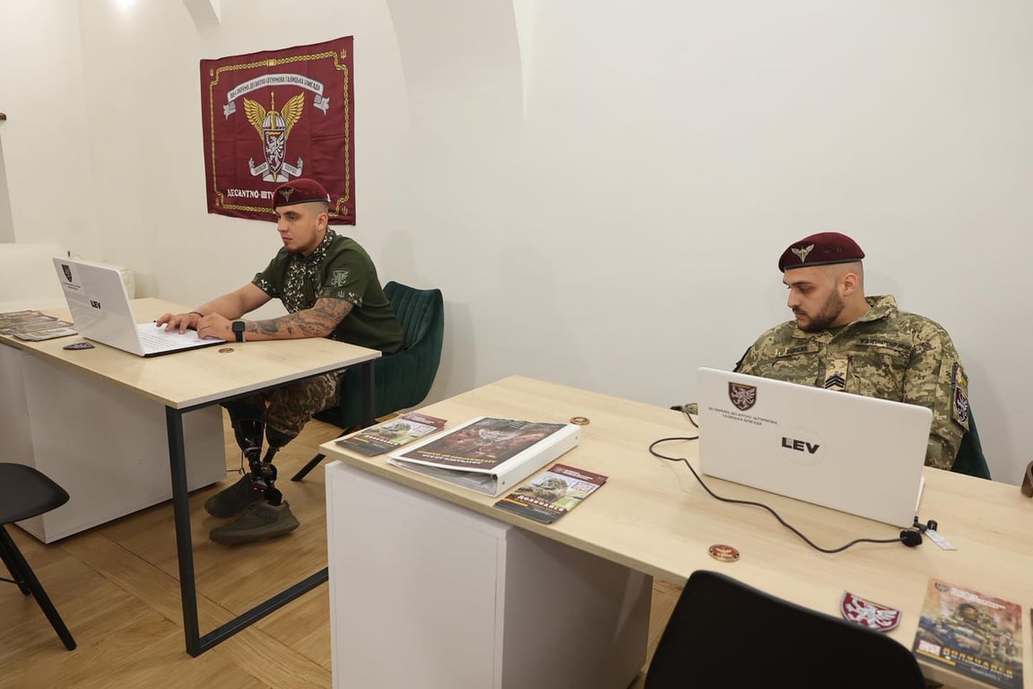 Рекрутинговий центр у Львові