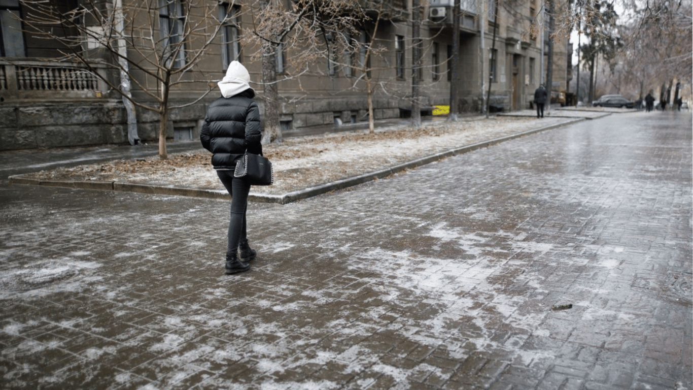 Прийде потепління: синоптики розповіли, якою сьогодні буде погода в Україні
