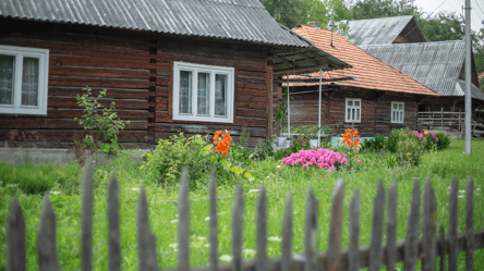 Пять знаков Зодиака, которым нужно купить дачу — астропрогноз - 285x160