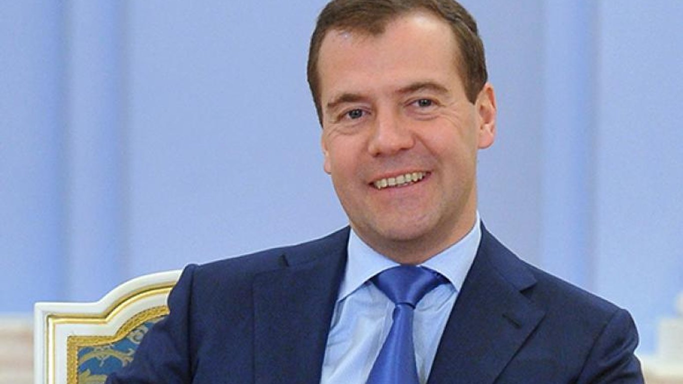 Статья Медведева об Украине - о чем она и зачем написана