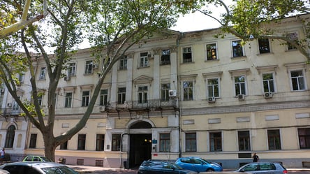 В Одесі хочуть відреставрувати історичний будинок на Дерибасівській: що відомо - 285x160