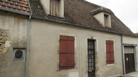 Вилла во Франции за 1 евро: как стать владельцем старинного дома - 285x160