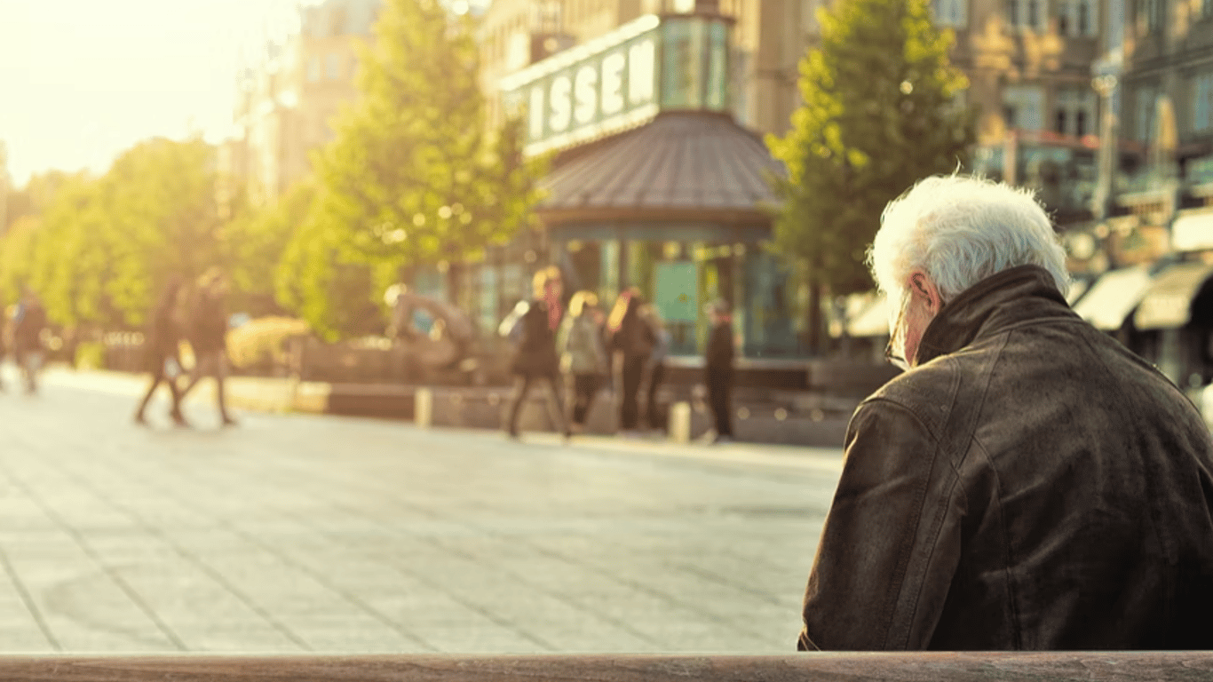 Достроковий вихід на пенсію в Україні: яка категорія громадян має такі привілеї