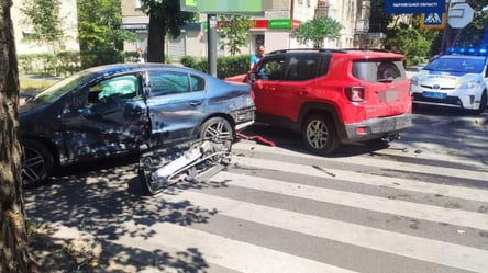 Жахлива травма: на перехресті у Харкові сталася серйозна ДТП - 285x160