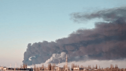 Росіяни від ранку атакують Кропивницький — б'ють дронами та ракетами - 285x160