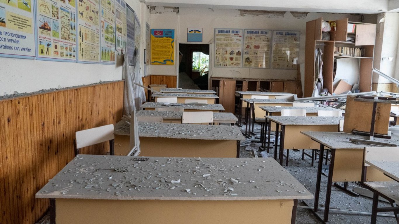 Харьковчанин попал за решетку за мородерство в школе, которую повредили оккупанты