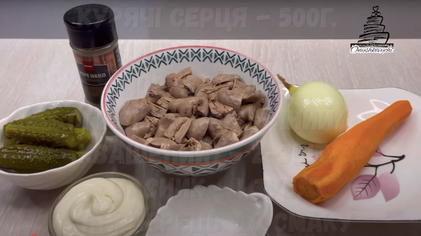 салат с куриными сердцами