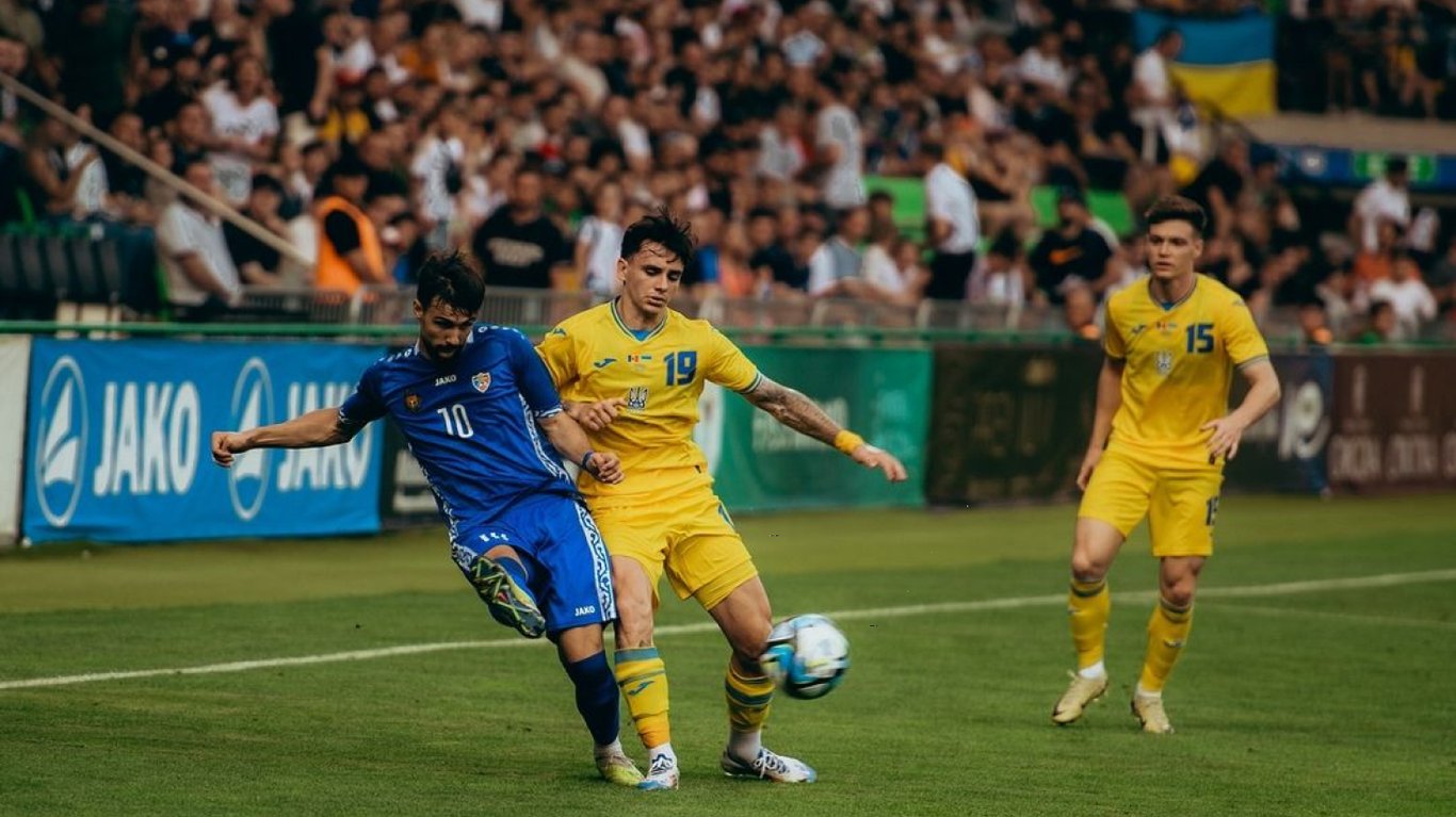 Микола Шапаренко