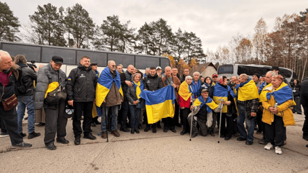 Гуманитарная миссия в Олешках завершилась: подробности от Лубинца - 304x171