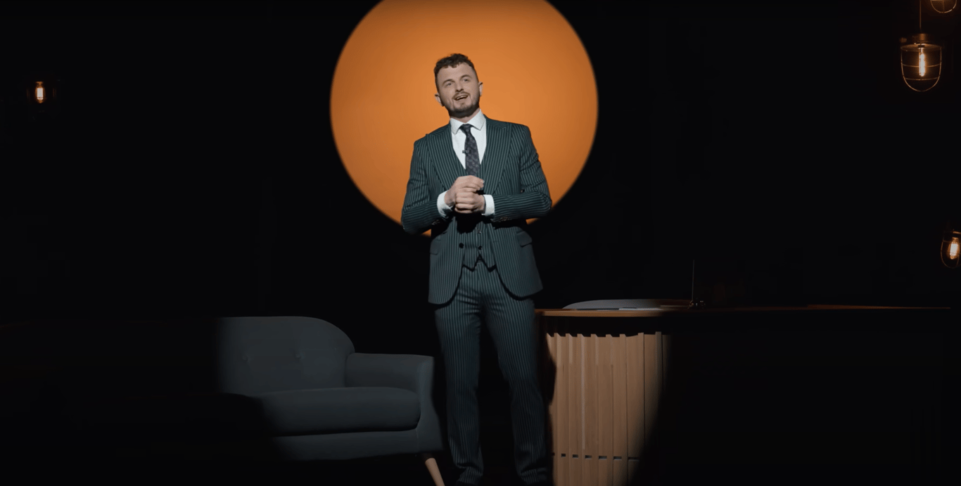 Женя Янович в студии шоу "20:23"