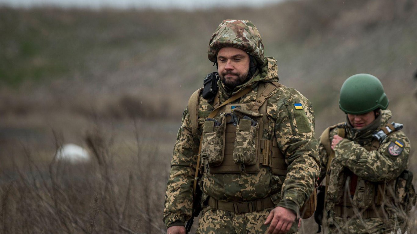Як українському військовому виїхати у відпустку за кордон — проста інструкція