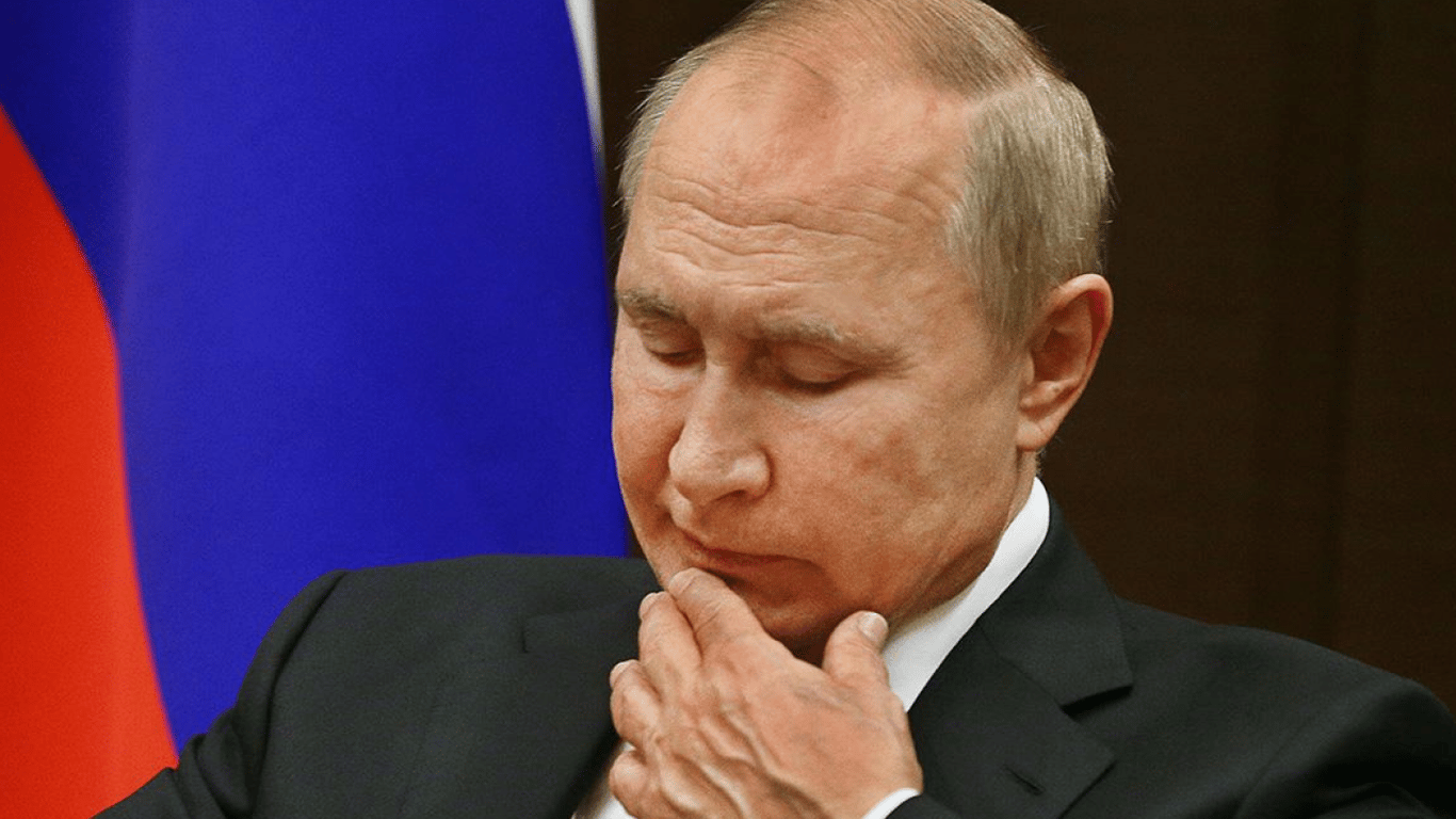 Владимир Путин - агрессору возможно придется самому руководить своими войсками