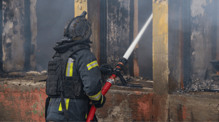 Росіяни атакували пасажирський поїзд на Харківщині — деталі - 285x160