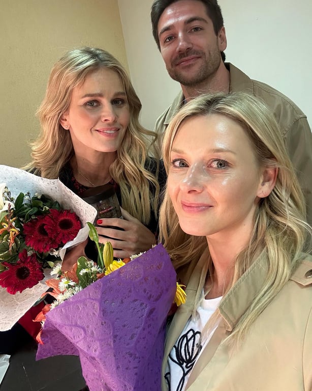 Катерина Кузнєцова з Любавою Грешновою та Михайлом Пшеничним