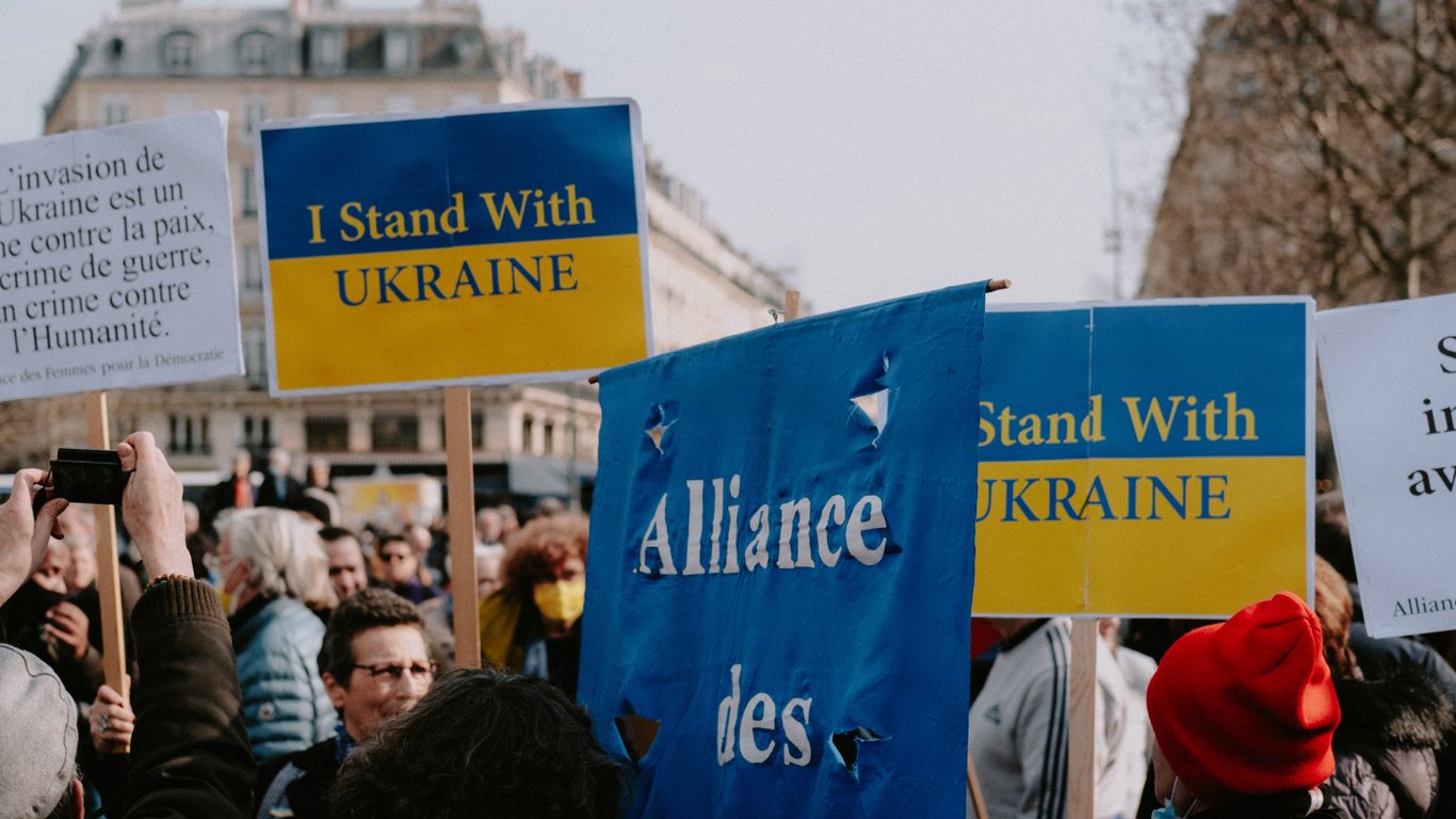 Шосте місце за "Військову потужність": стало відомо, як привабливість України оцінюють за кордоном