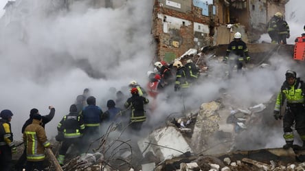 В Харькове спасатели достали из-под завалов тела двух погибших - 285x160