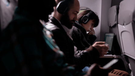 Стюардеса порадила, як уникнути панічної атаки в літаку - 285x160